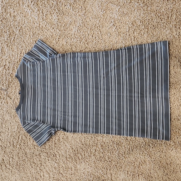 Forever 21 olive green with white stripe dress - Picture 4 of 4